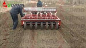 China Hot Agriculture Grain Seeding Machine/ Vegetable Planters /Onion Planter wholesale