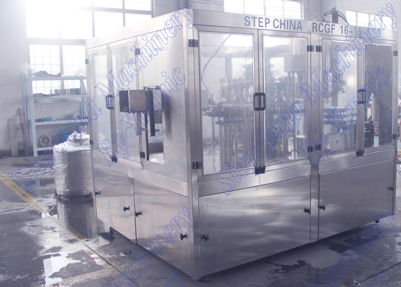 4000BPH Rotary Automatic Juice Filling Machine Equipment