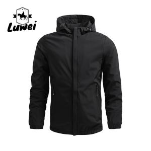 China Lightweight Windproof Full Sleeve Quick Dry Outdoor Utility Shell Men's Hooded Windproof Outdoor Sports Jacket wholesale