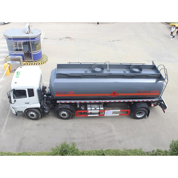 Dongfeng Tianjin Small Axle Flammable Liquid Tank Transporter 15 Tons