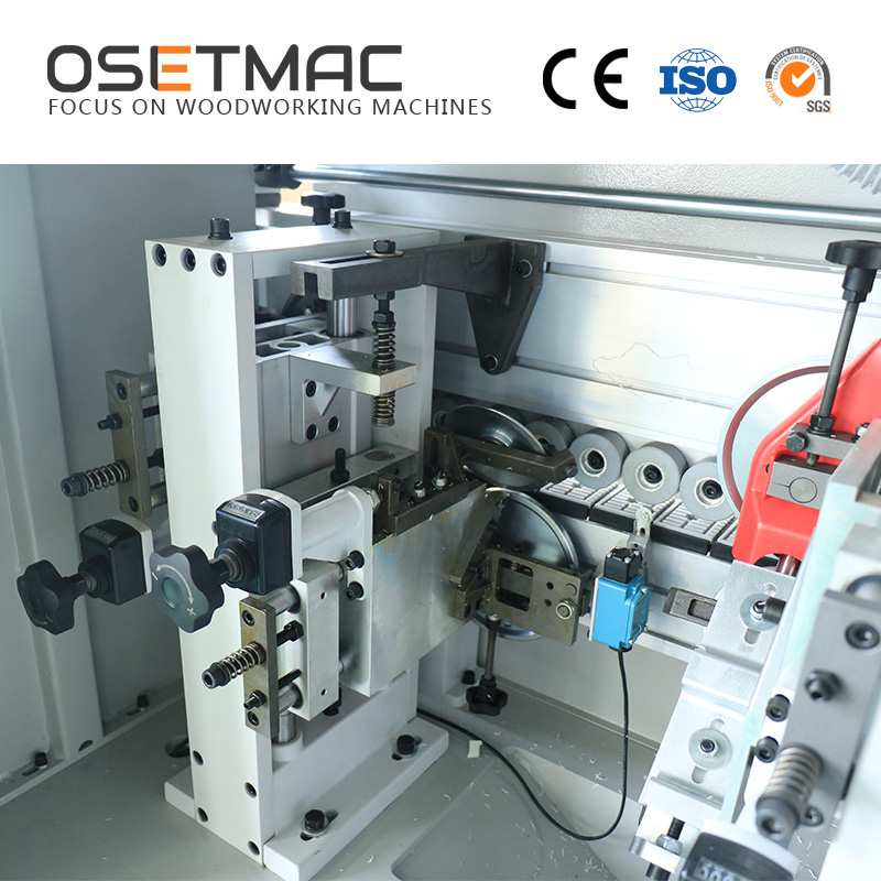 Speed Panel Feed Automatic Edge Banding Machine for Building Material Industries Design