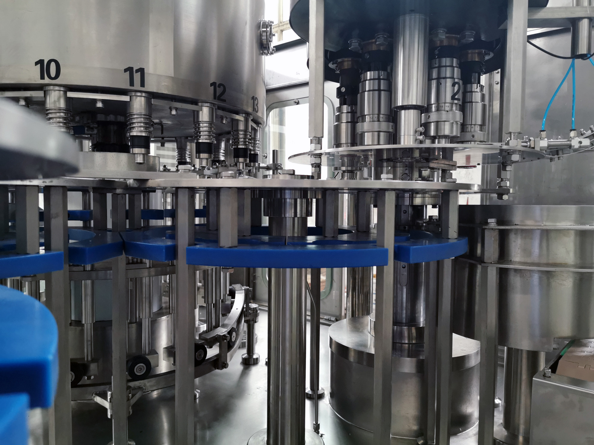 SUS304 Stainless Steel Sunflower Cooking Oil Filling Machine For Plastic Bottle