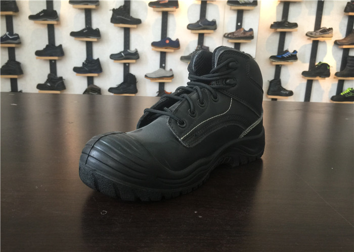 Black Military Safety Boots Fashionable Design EVA Midsole Strict QC Waterproofing