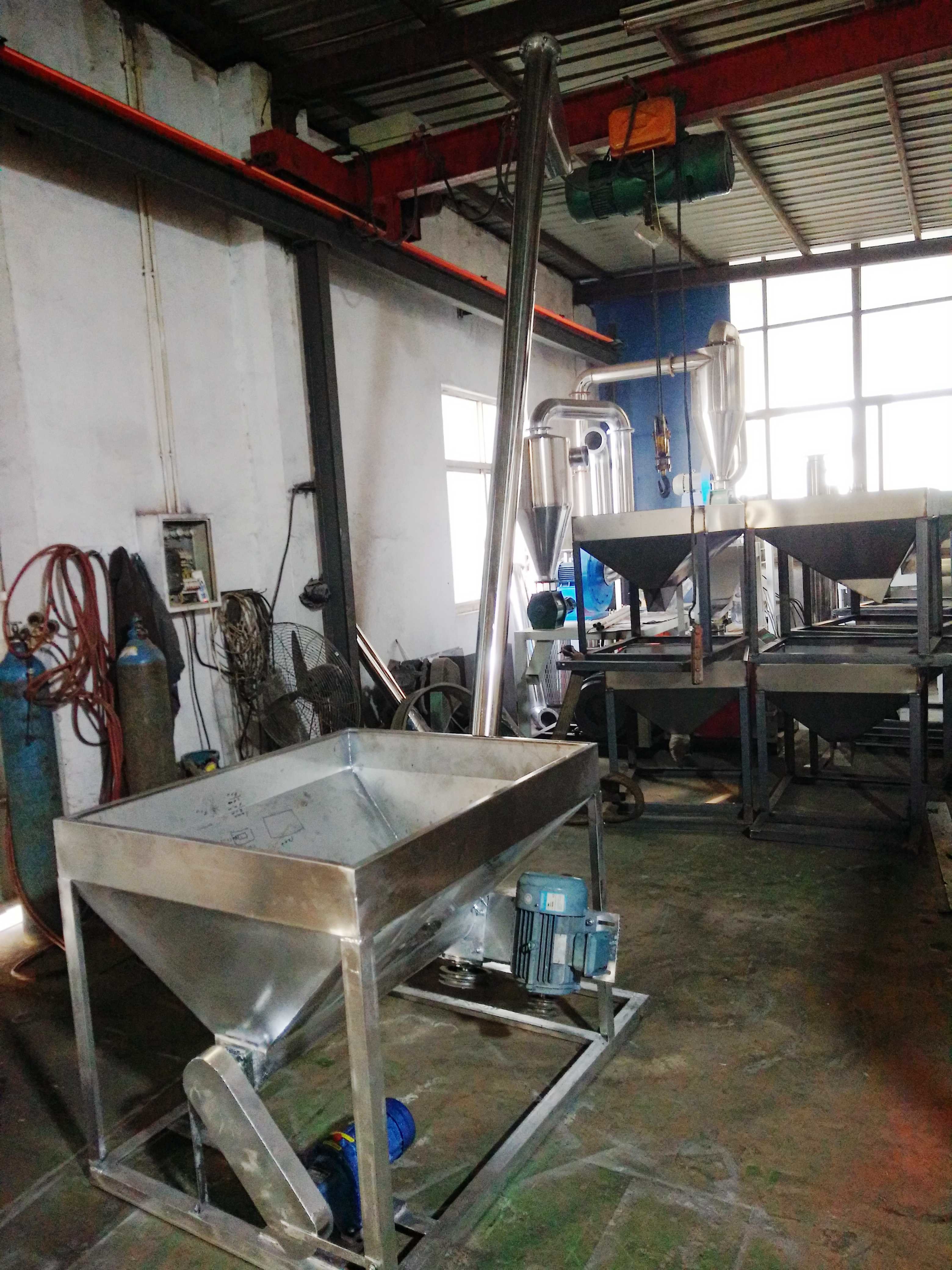 Carbon Black Plastic Powder Feeder Machine Stainless Steel Stable Performance