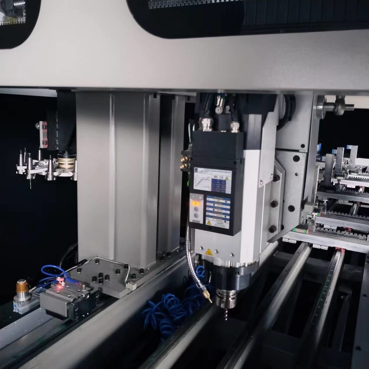 Aluminum Windows Doors Curtain Wall Making Machines Aluminum 4Axis CNC Machines Sales