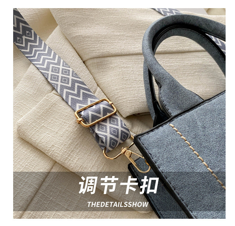 VINTAGE CHIC TEXTURED LETTER TOTE BAG WOMEN'S BAG 2024 NEW LARGE CAPACITY FASHION HANDBAG WIDE STRAP SHOULDER BAG