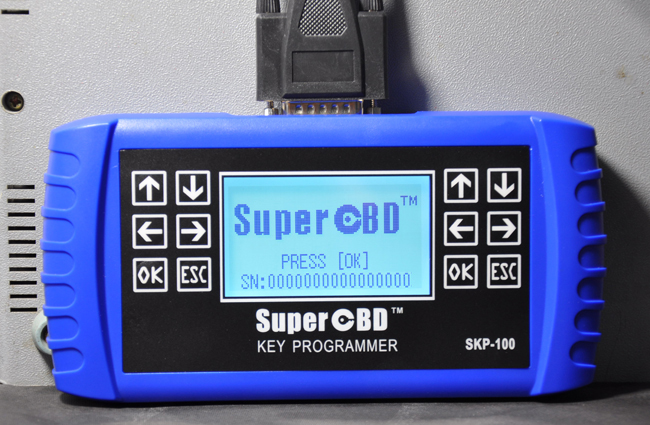 SuperOBD SKP-100 Hand-held OBD2 Key Programmer for USA and Europe Cars