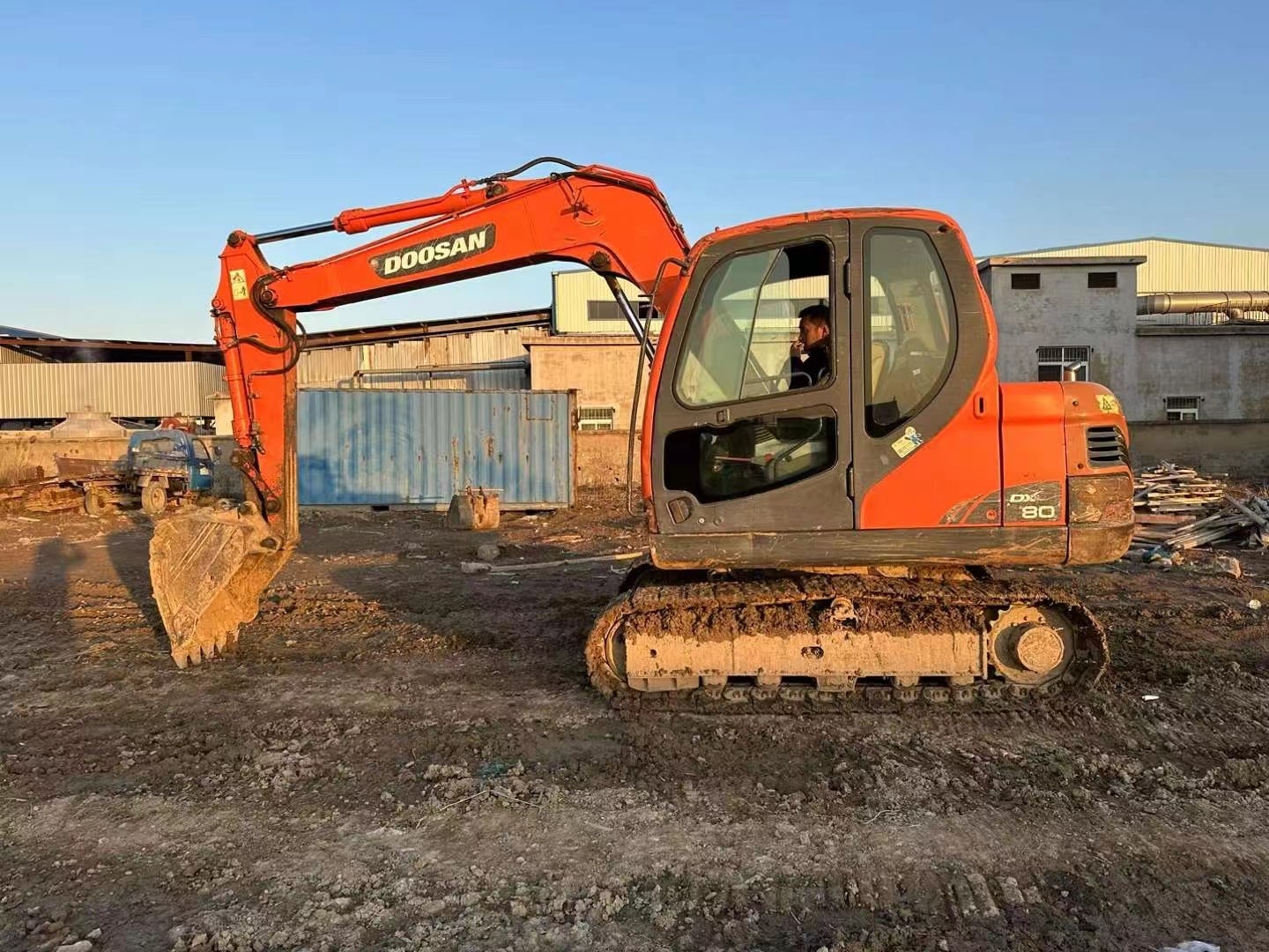8ton 8000kg Used Doosan Excavators Doosan Dx80 Excavator 0.32m3 Bucket Capacity