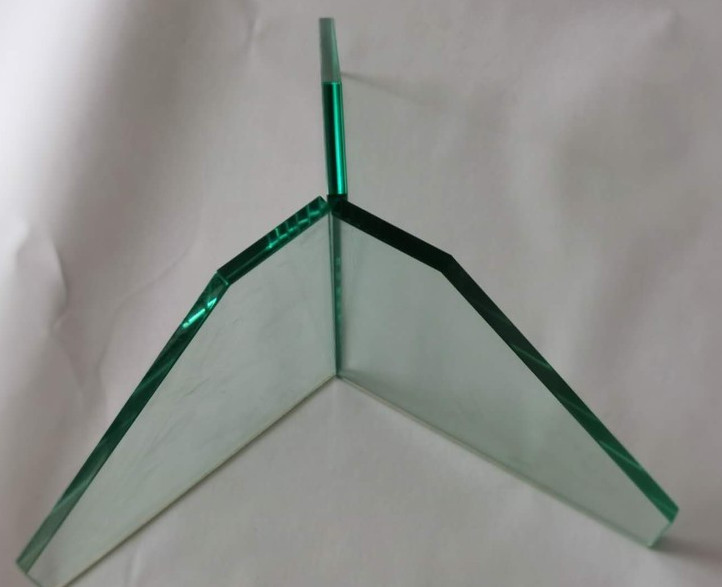 Extra Clear Float Glass 15-19mm Low Iron Float Glass For Furniture