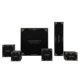 China Gold Pattern Luxury Jewelry Packaging Boxes Wrapped By Special Paper wholesale