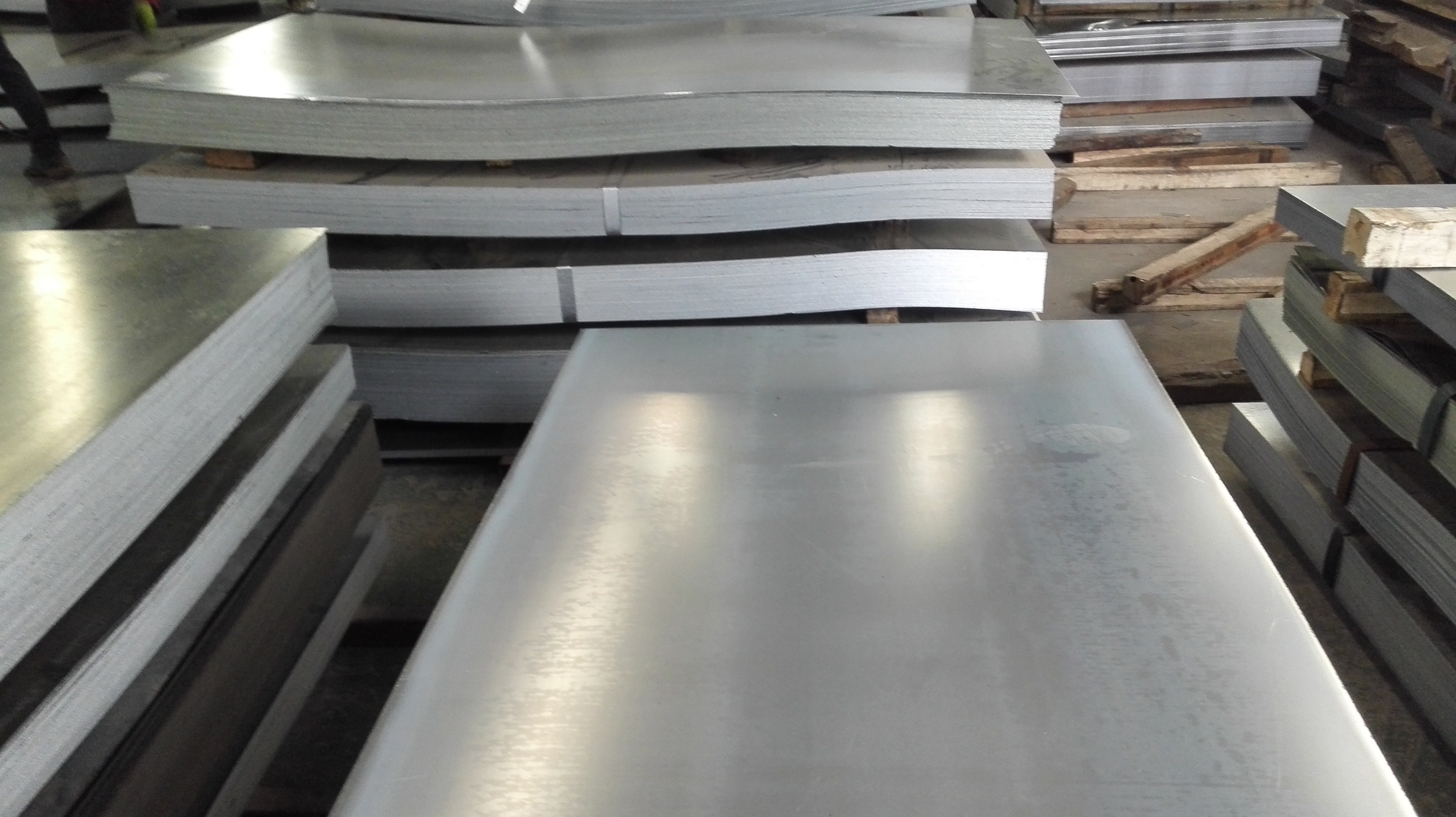 Aluzinc Steel Galvanized Steel Coils DX51D AZ120 Anti Fingerprint Electro Galvanized Steel Sheet