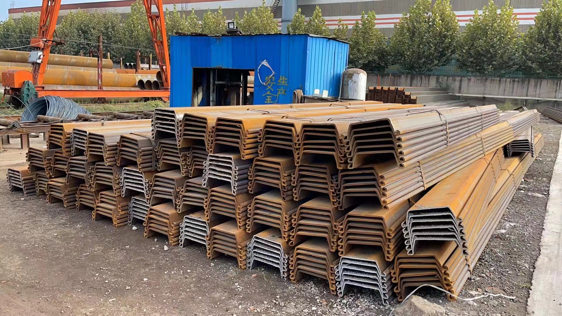 AZ48-700 AZ50-700 AZ52-700 Carbon Steel Profile Z Type Larssen Steel Sheet Pile