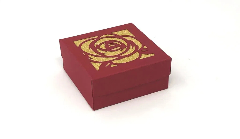 Economic Custom Printed Candy Boxes , Carton Gift Box 25X15X0.2 Cm