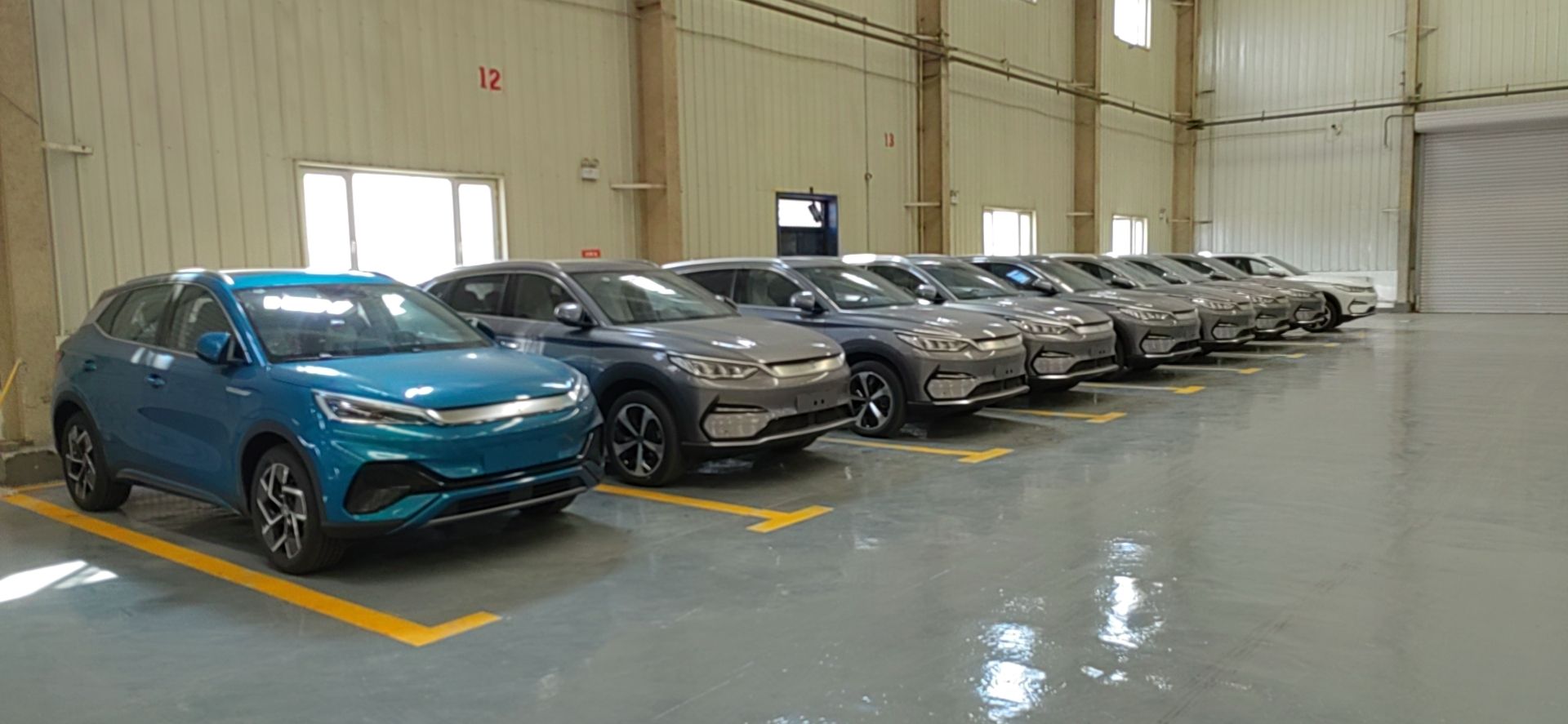 2024 Auto Byd Electric Suv Fast Electric Cars Automotive Electric Car Vehicle Byd Han Byd Yuan Plus New Energy Vehicles LED Dark
