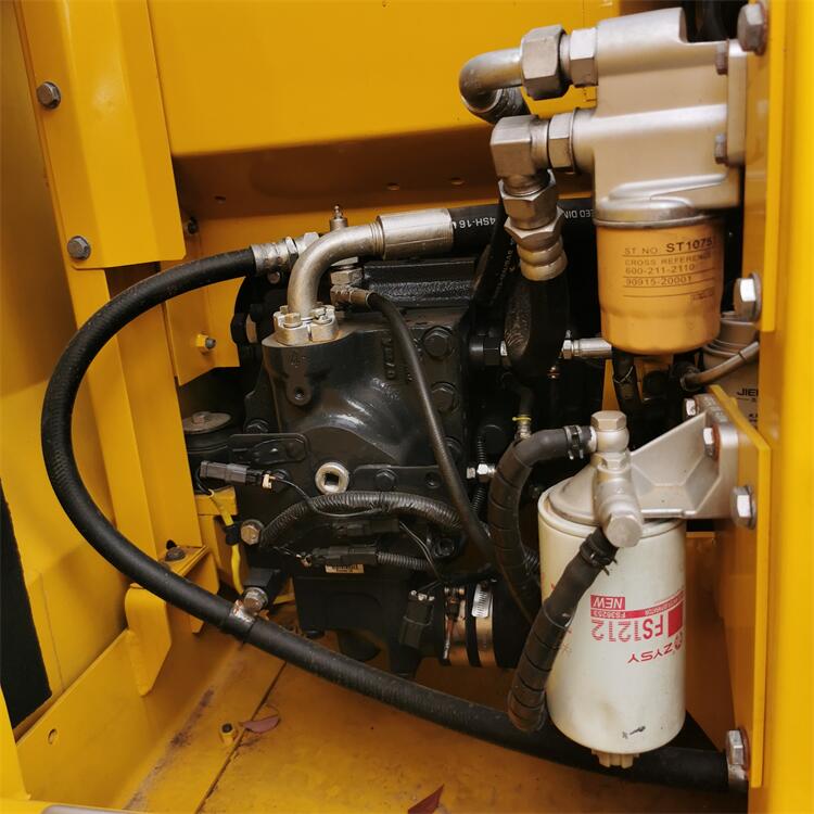 Original Hydraulic Valve Komatsu PC110 Second Hand Digger with Low Working Hours