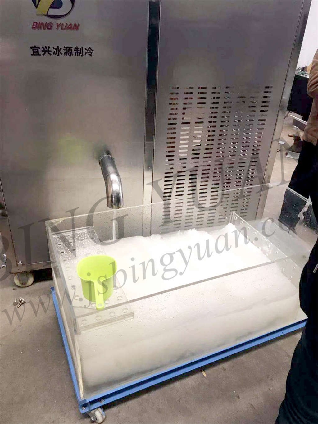 Air Cooling 220V 1 Ton Flake Ice Maker Machine , Automatic Ice Making Machine
