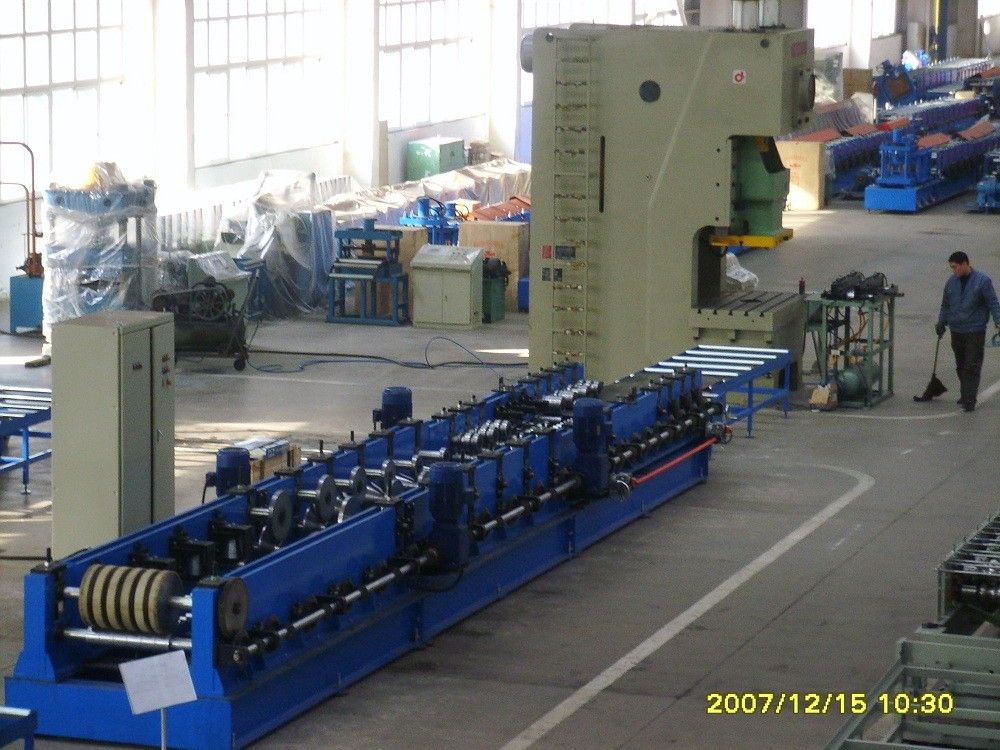 High Pressure Punching Metal Door Frame Roll Forming Machine Approved CE