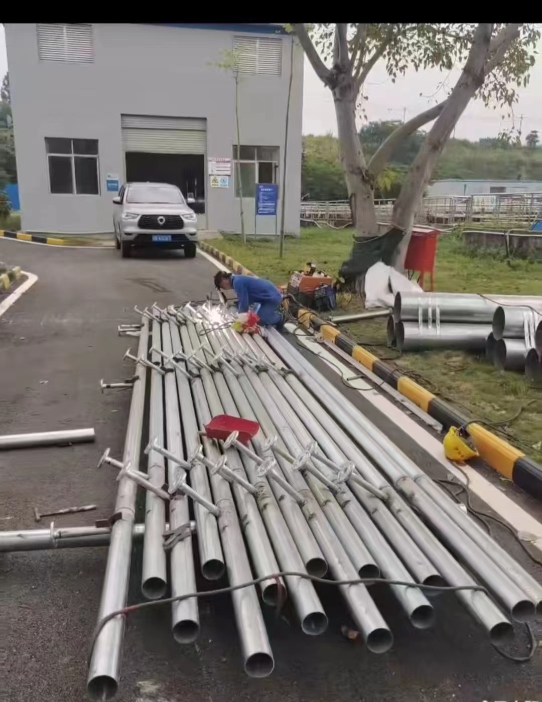 Fine Bubble Tube Diffuser For Wastewater Service Life ≥5 Years Service Area 1.5-8m2/Pcs