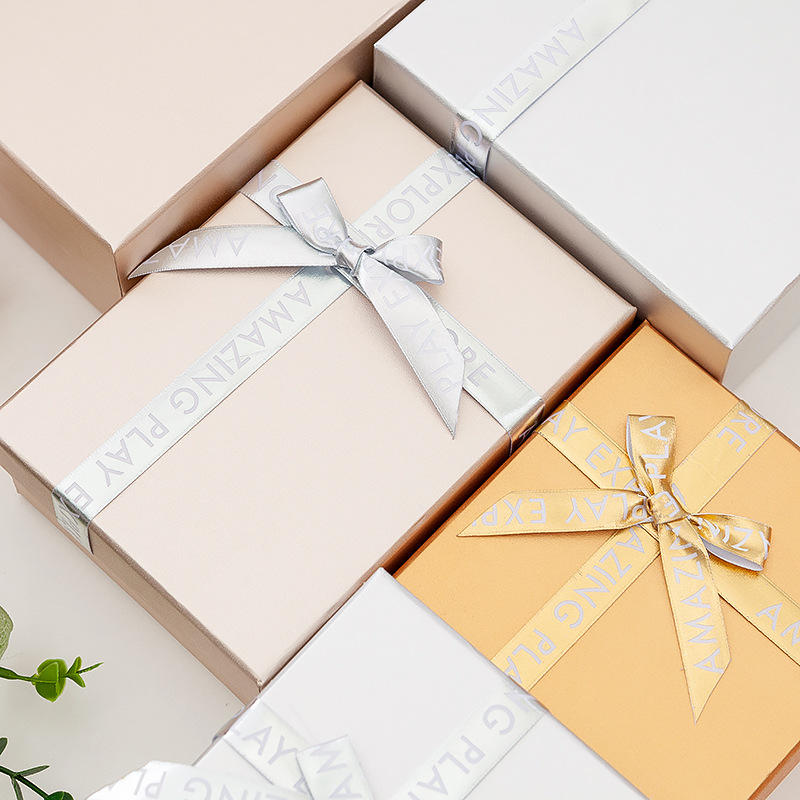 Custom Printed Birthday Gift Box with Bow Ribbon L*W*H cm According to Your Request