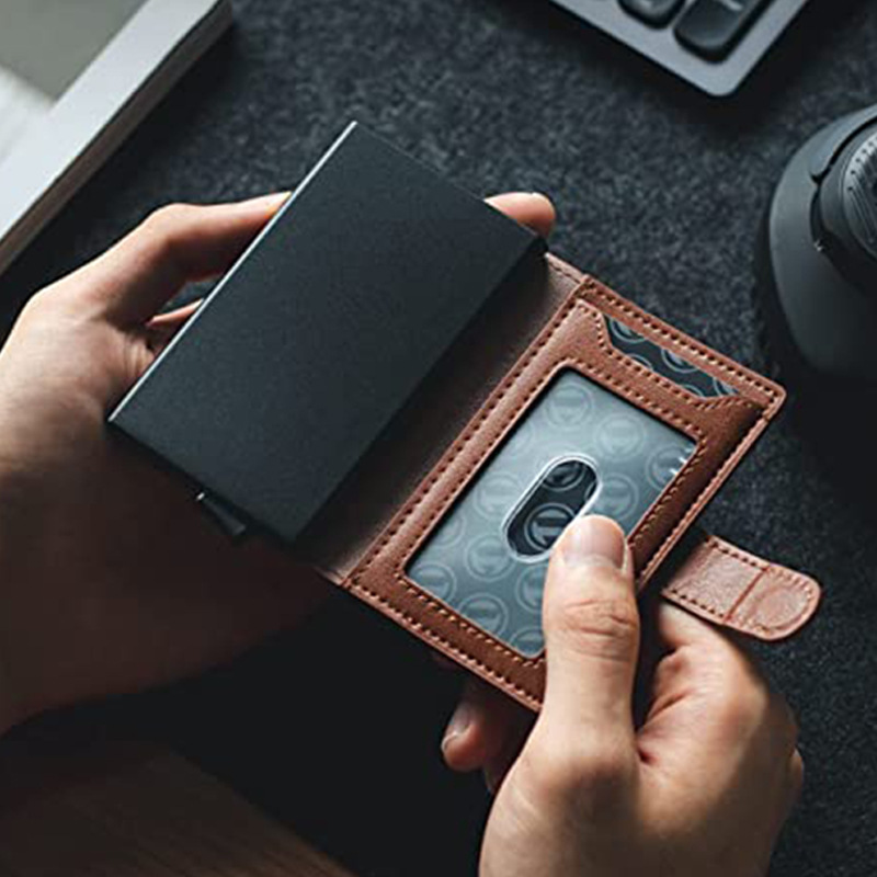 Low MOQ Mix Models Men's Metal Pop Up Wallet with Large Capacity and RFID Protection