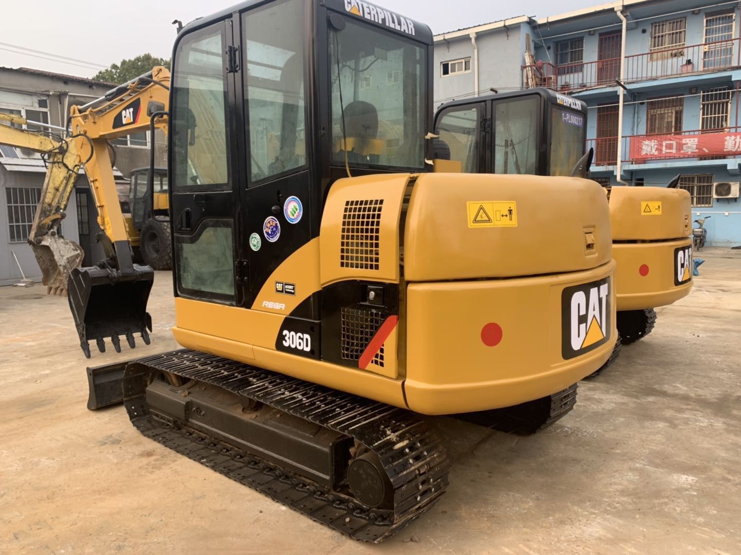 Used CAT 6T Excavators With 600mm Track Width And Hydraulic System Swinging