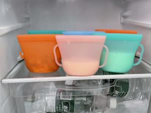 China Skin Friendly And Non Irritating Breast Milk Storage Silicone Preservation Cup Refrigerator Food Preservation Bag Cup wholesale