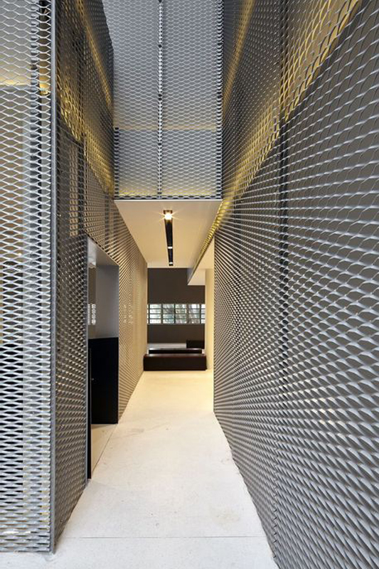 High Strength Galvanized Expanded Metal Mesh Panels Perforated Steel Diamond Mesh Sheets For Protection