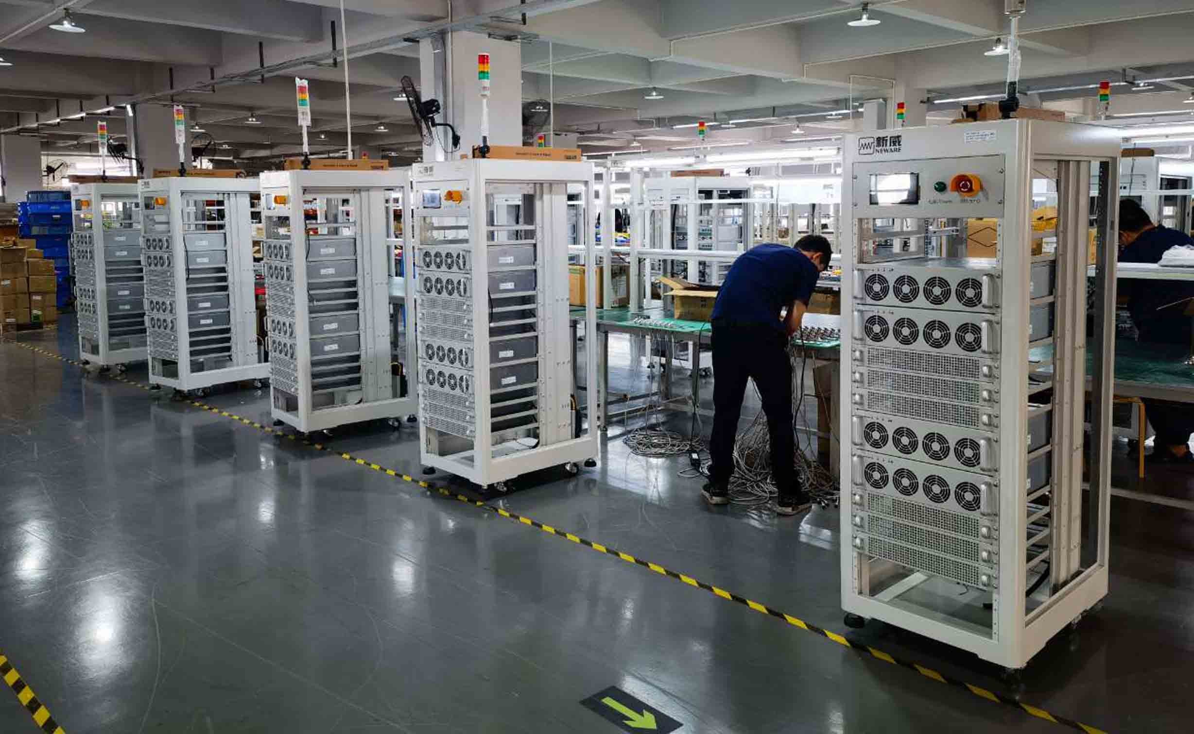 Lithium Ion Electric Car Battery Testing Equipment Neware 200V300A