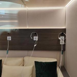 China Air Pressure Hyperbaric Chamber Age Reversal Room Lightweight wholesale