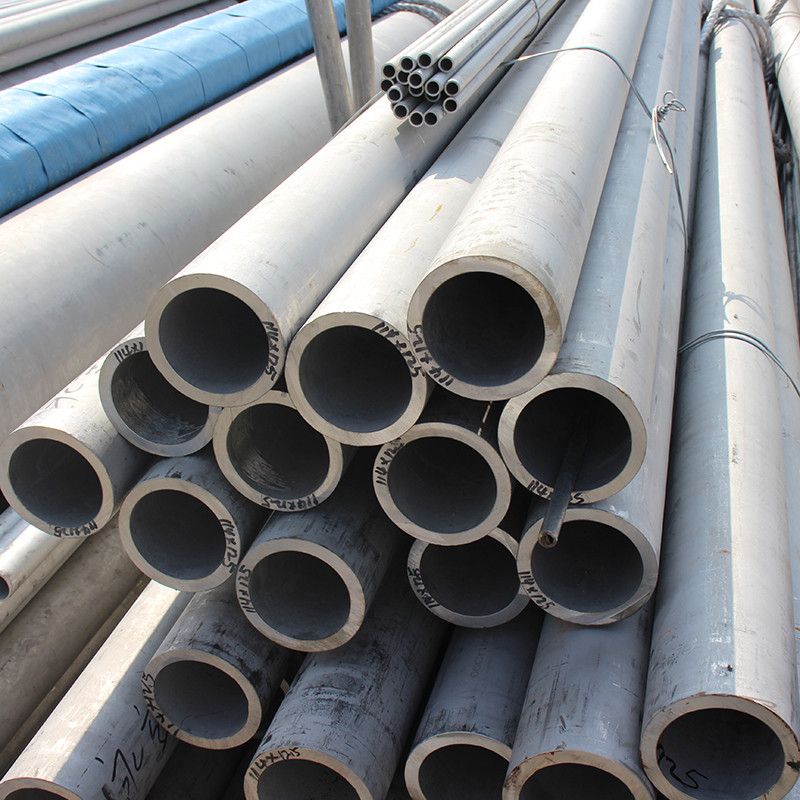 Hot Rolled 304 Stainless Steel Seamless Round Pipe 5-15mm Wall Thickness