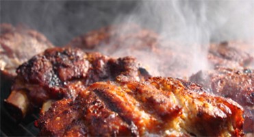 BBQ Smoker Barrel Fuel Wood Chip Burning Grills Stainless Steel Charcoal Grill