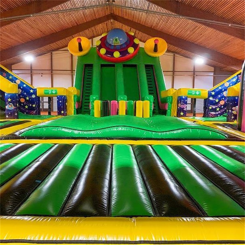 Best Lead Free Pvc Tarpaulin Material Custom Inflatable Obstacle Course Equipment Trampoline Amusement Theme Park