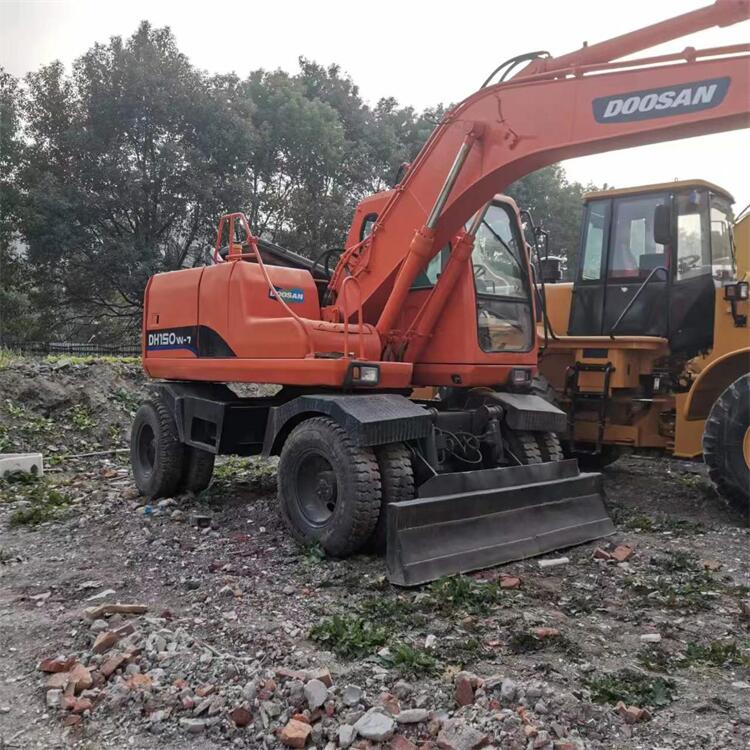 DOOSAN150W DH150W DH150W-7 Wheel Excavator / Used DOOSAN DH 150 150W-7 KOREA Engine