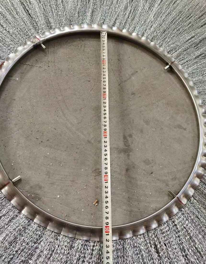 Supporting Steel SS Wire Wheel Brush Blade On Large Snow Removal Vehicle