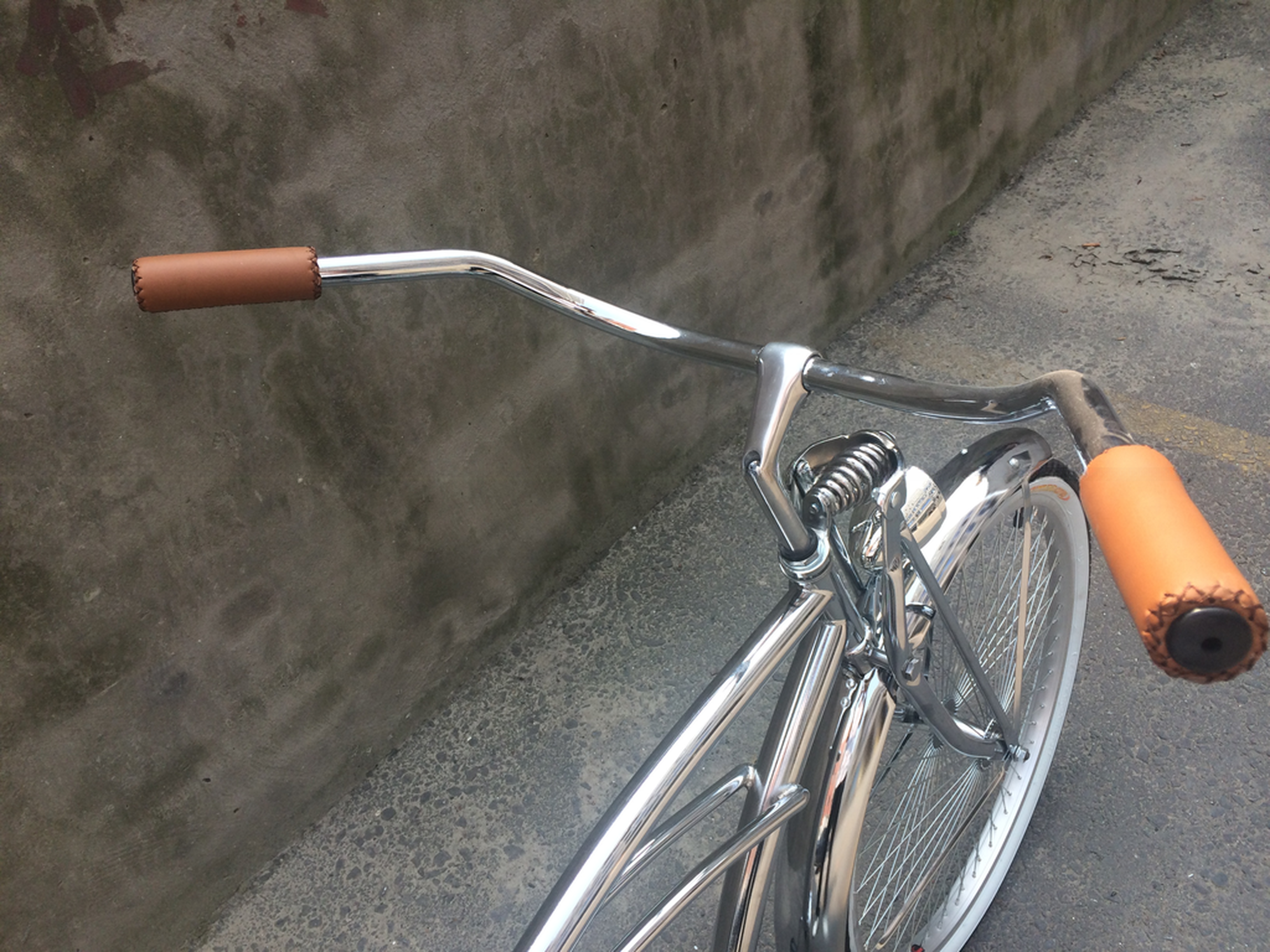 17kg 26inch 68Spokes Rim Sliver color CP frame Chrome paint single speed OEM/ODM men front spring fork beach cruiser bicycle