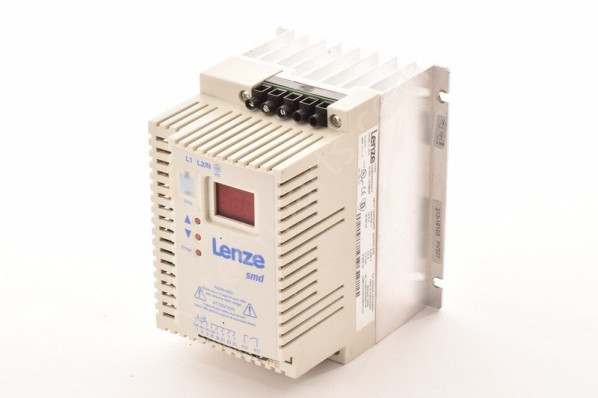 LENZE SMD ESMD222X2SFA 2.2KW AC220V