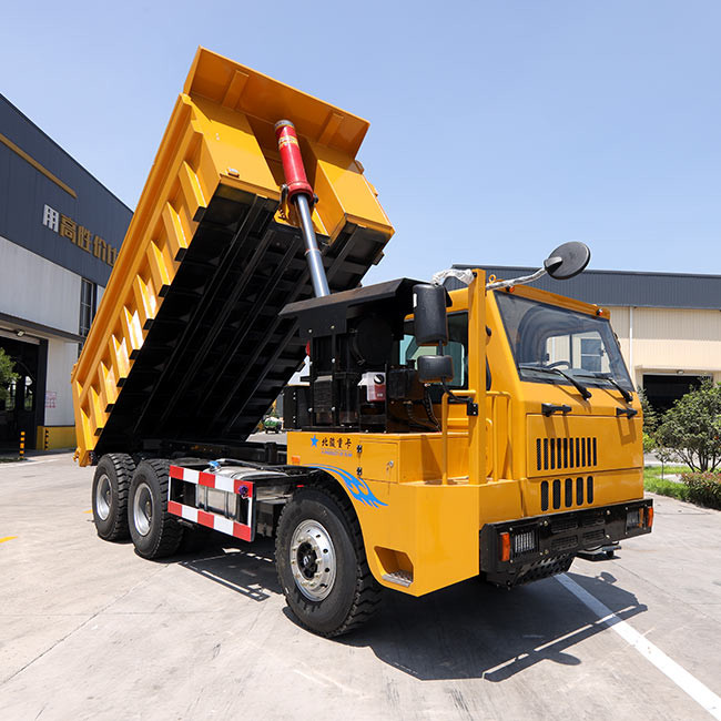 Customized 25ton Mining Dump Truck With Cab For Transport Vehicle Mining Equipment