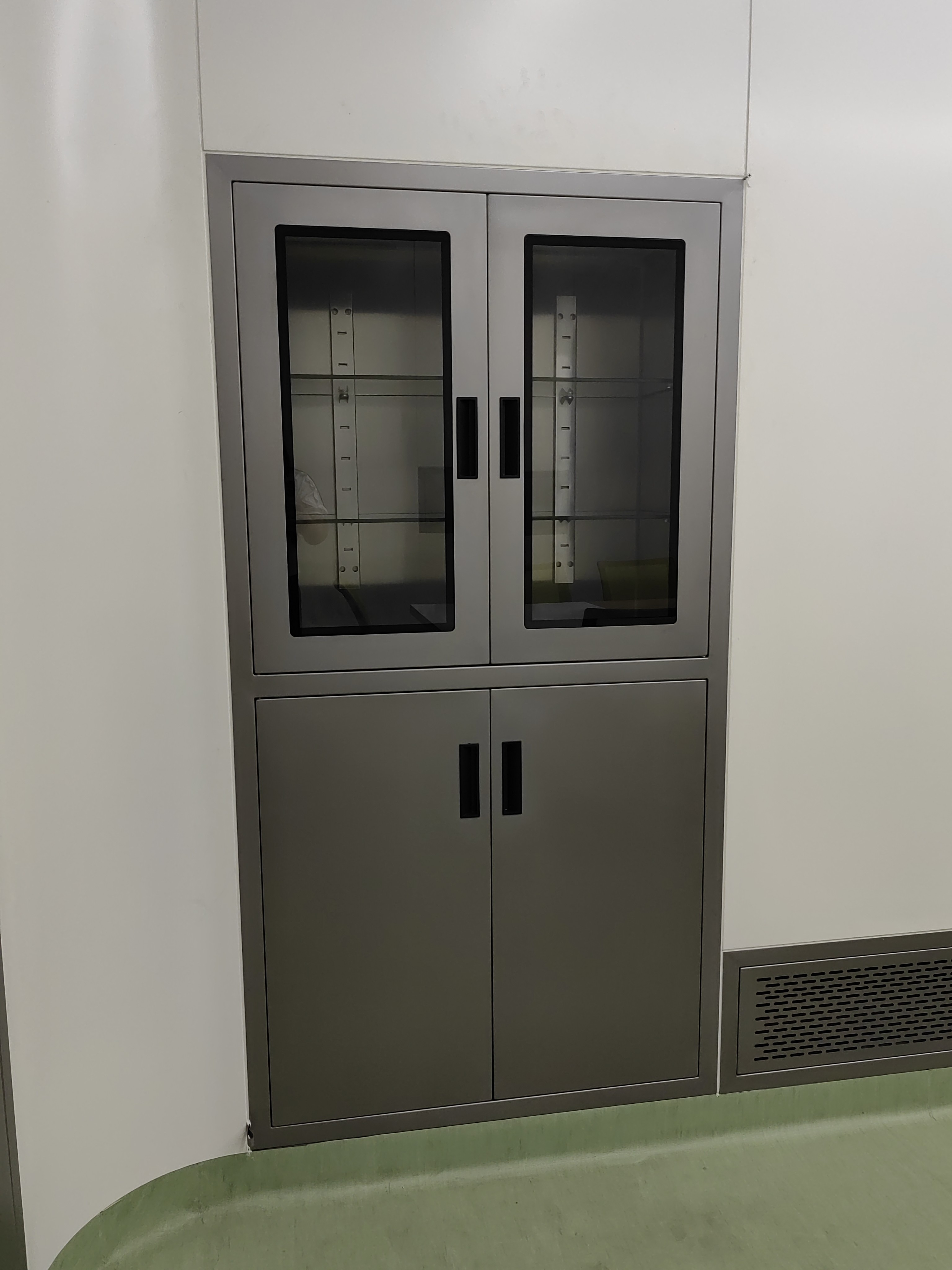 SUS304 Stainless Steel Medical Cabinet Hospital Cabinet Polished Anti Water