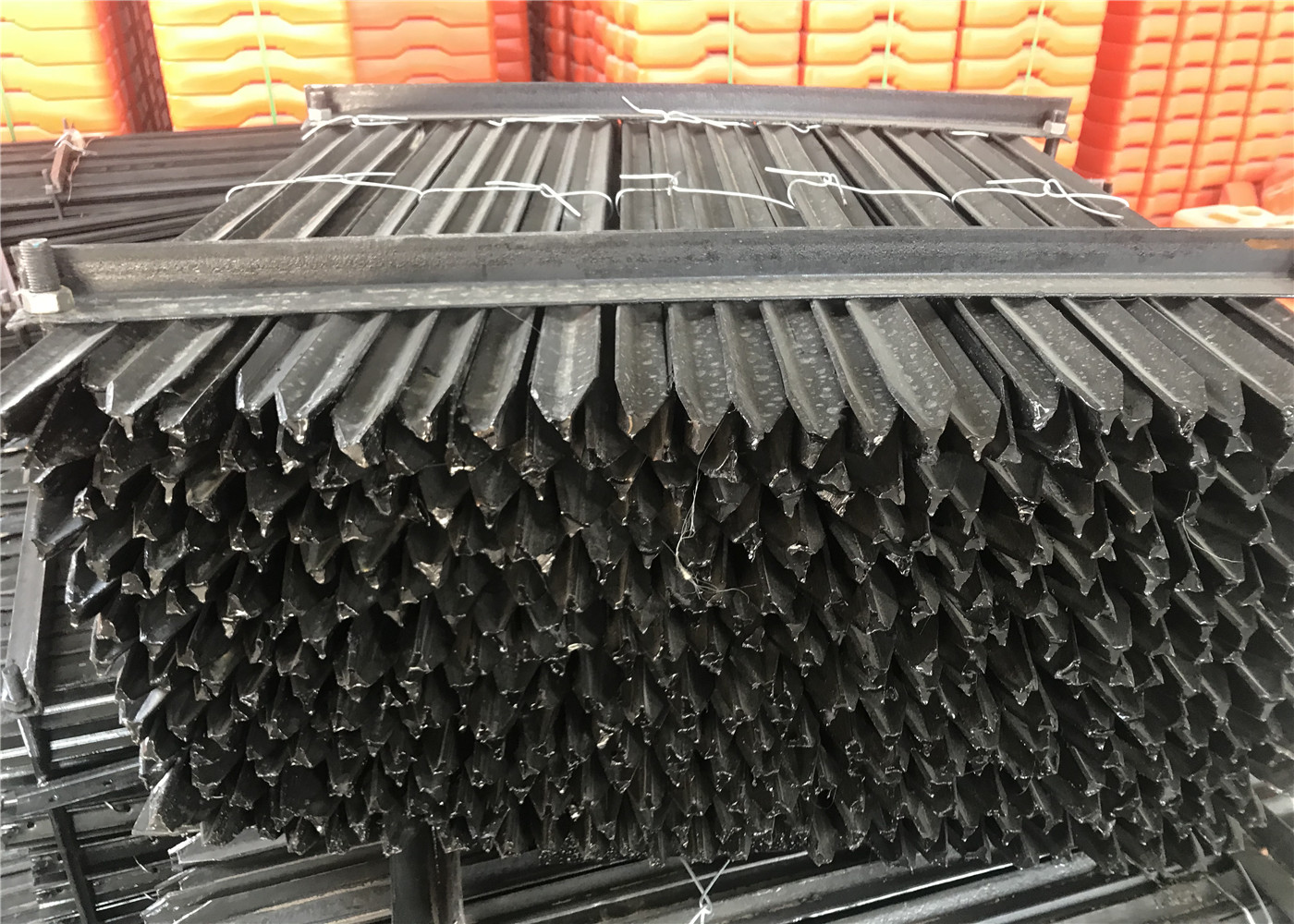 Star picket 2.04kg / meter Hot dipped Galvanized Star picket Manufactuers