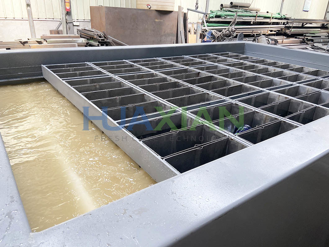 Carbon Steel Ice Block Making Machine Air Cooled 25kgs Blocks 5 Ton Salt Water