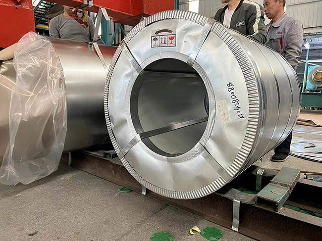 PPGL Steel Coil AKZO NOBEL PE SMP PVDF G300 G400 G450 G550 Top And Back 5+20um