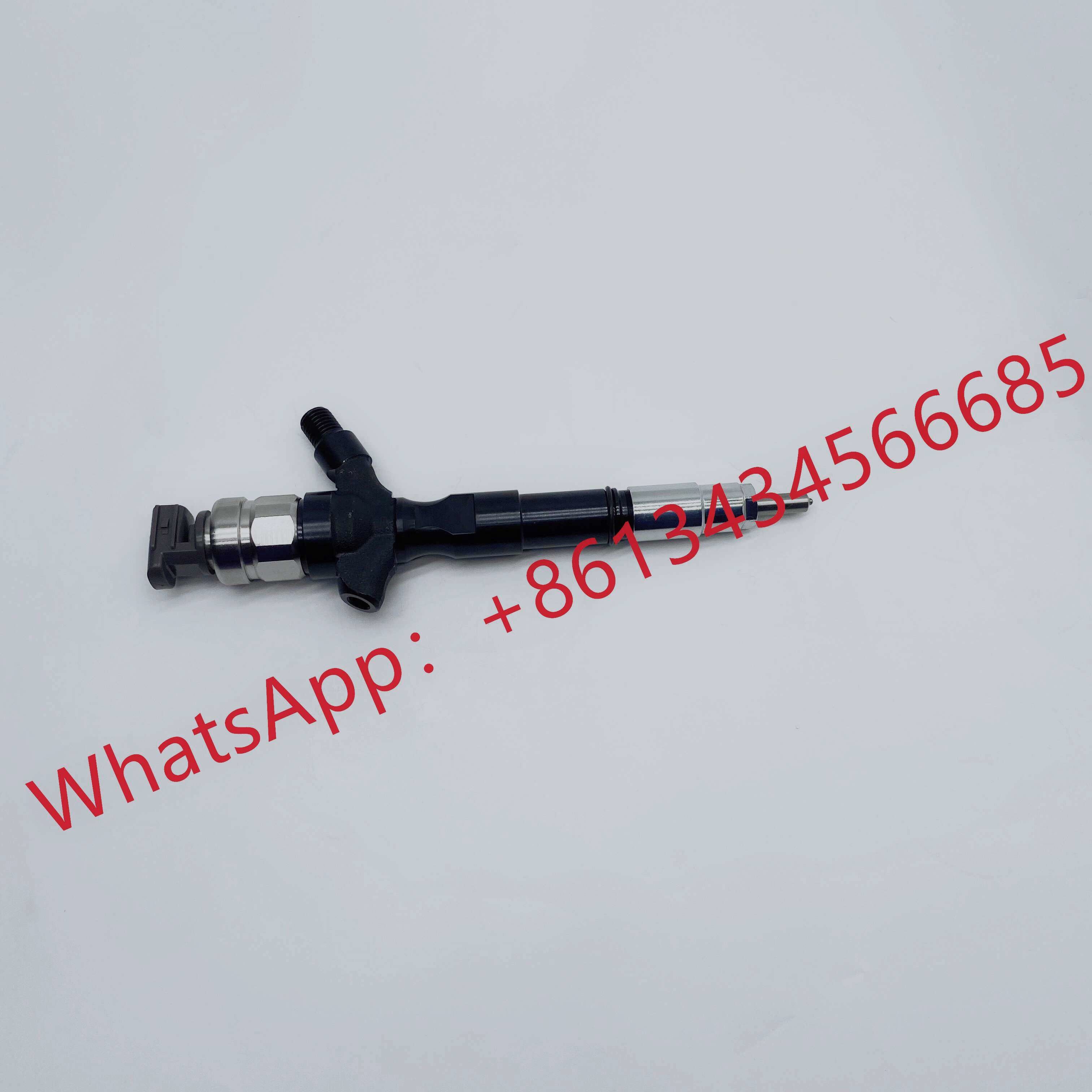 23670-30280 Petrol Fuel Denso Common Rail Injector For TOYOTA Hiace 095000-778X 23670-39185