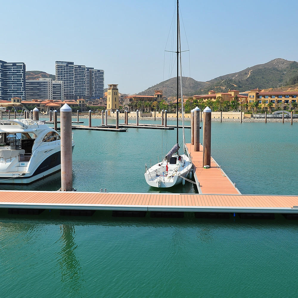 Customizable Marine Floating Pontoon Aluminum Floating Docks Perfect For Your Waterfront Property