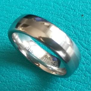 China 6mm Dome Cobalt Chrome Ring Center Brush High Polish Towards the edges Wedding Band Ring wholesale
