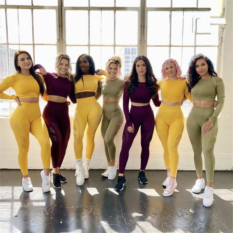 Quick Dry Women's Yoga Apparel Eyelet Flawless Knit Yoga Sets High Waisted Gym Leggings