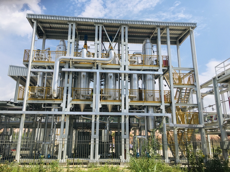 Automatic Chemical Plant Equipment Metallic Wiped Film Evaporator