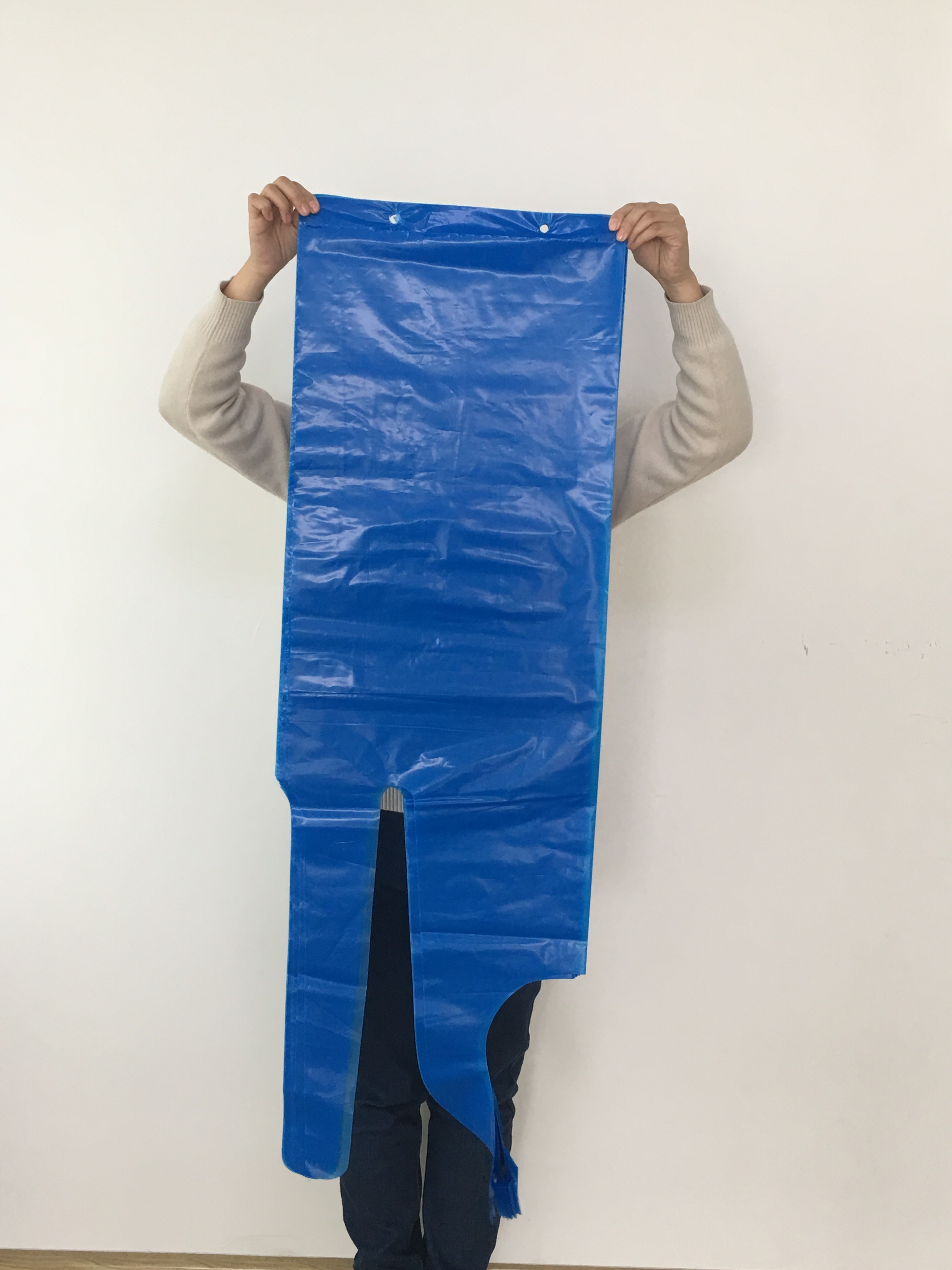 Disposable HDPE LDPE Blue Plastic Aprons Biodegradable For Hospital / Clinic Use