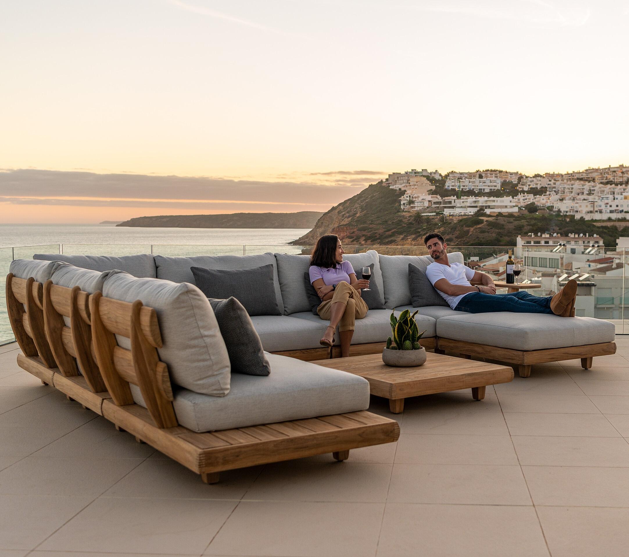 Teak Wood Commercial Hotel Sofa Garden Set Furniture with Middle Sofa Size W100xH110cm