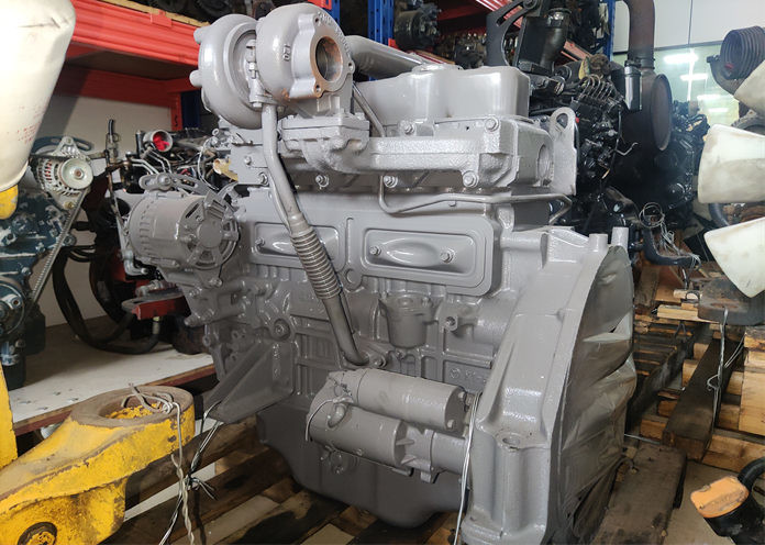 4BG1 Used Diesel Engine Assembly For Excavator EX120-6 SK120-5 Water Cooling