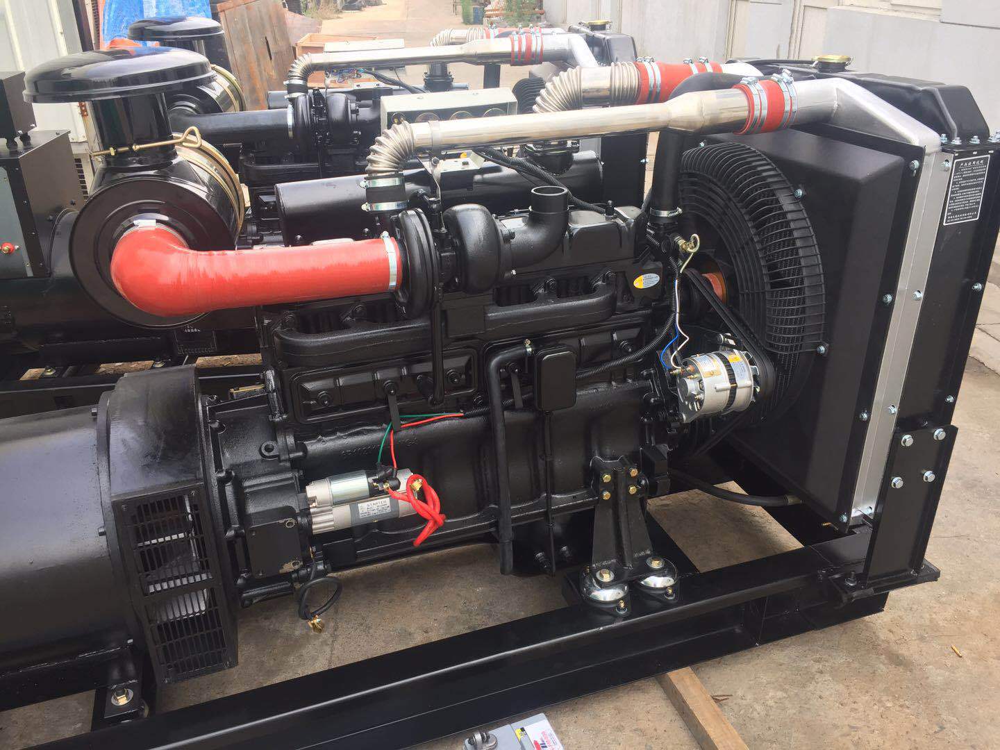 120KW Weifang Diesel Generator Set with Advanced Technology and Water Cooling System